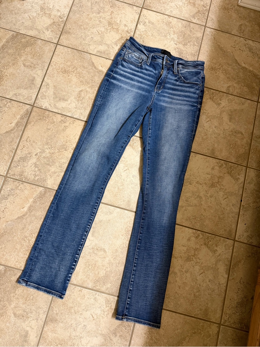 Buckle pants